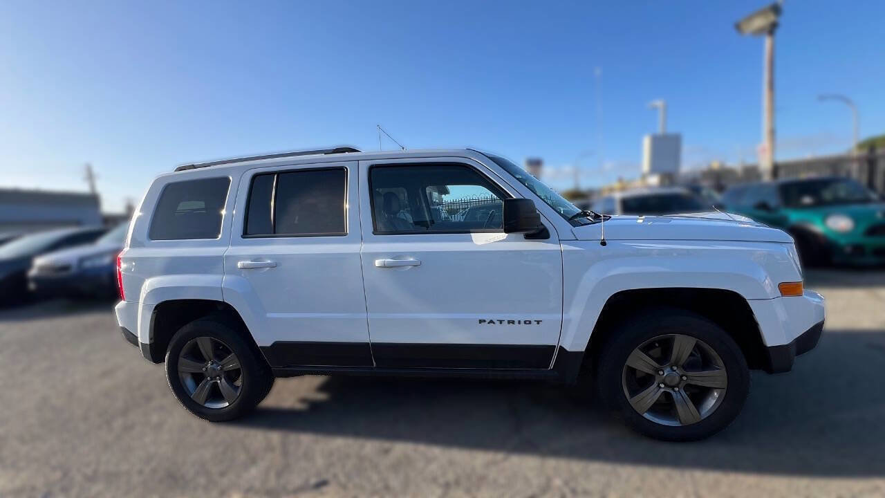 Used 2016 Jeep Patriot Sport w/ Power Value Group FWD image 7