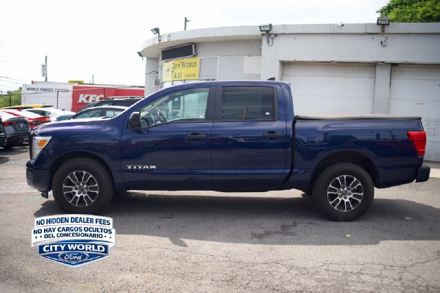 Used 2023 Nissan Titan SV AWD/4WD image 5