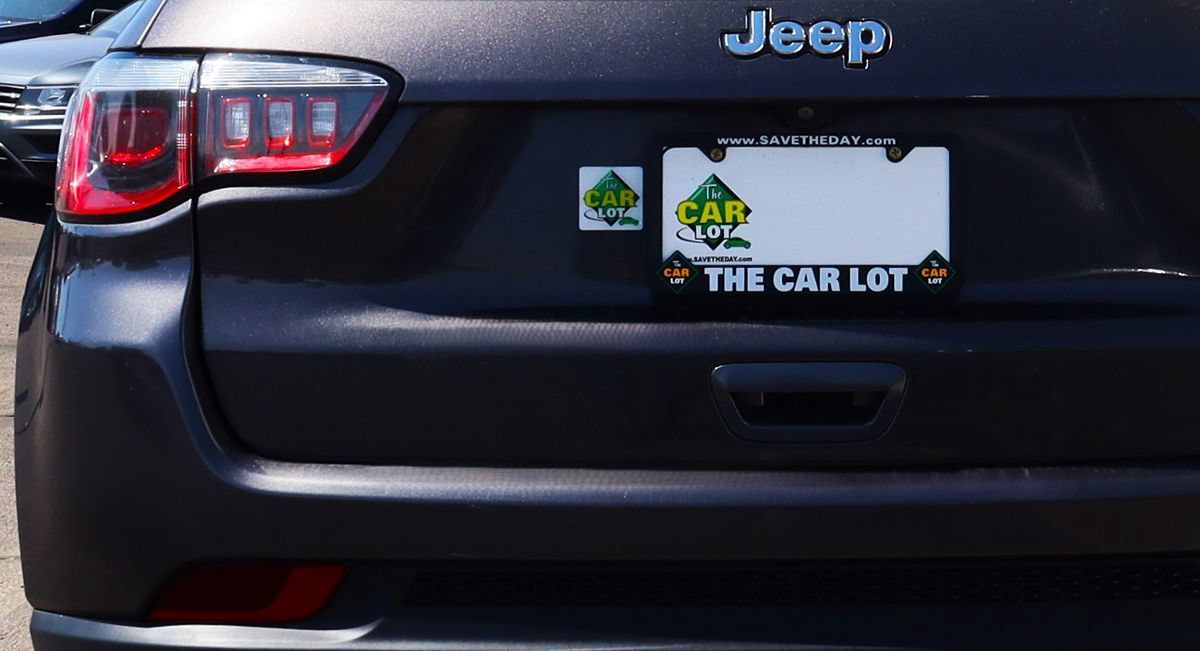 Used 2019 Jeep Compass Latitude FWD image 19