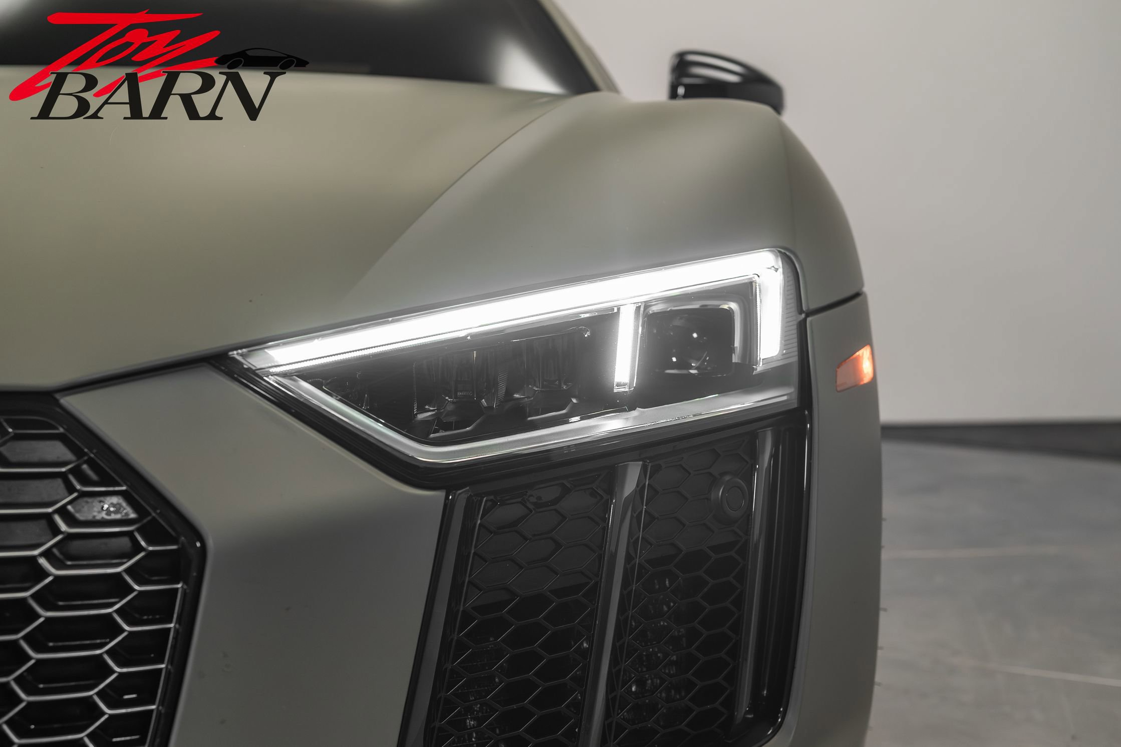 Used 2017 Audi R8 V10 plus image 11