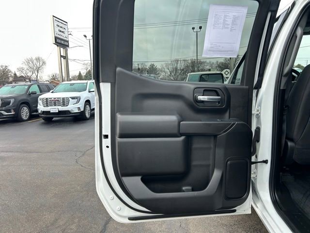 Certified 2024 Chevrolet Silverado 1500 Custom w/ LPO, Dark Essentials Package image 18