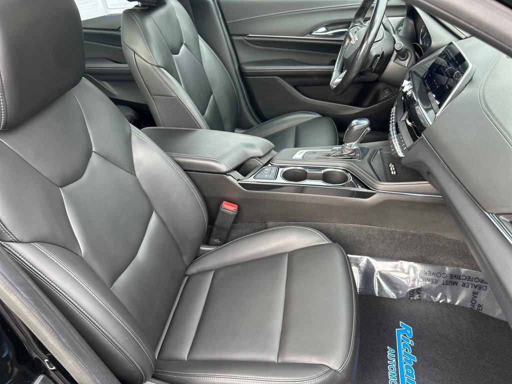 Used 2023 Cadillac CT4 Luxury w/ Sun And Sound Package image 15