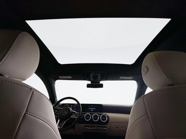 Certified 2023 Mercedes-Benz CLA 250 4MATIC image 17