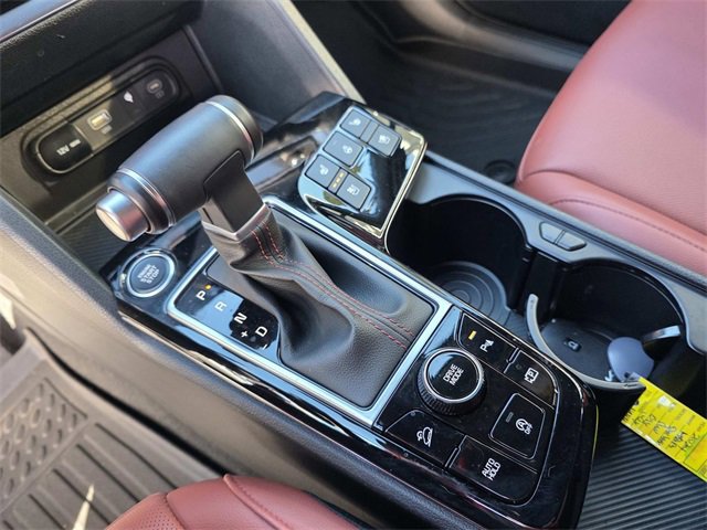 Used 2024 Kia Sportage SX image 14