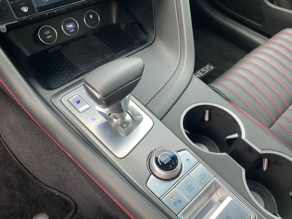 Used 2025 Genesis G70 2.5T w/ Sport Prestige Package image 35
