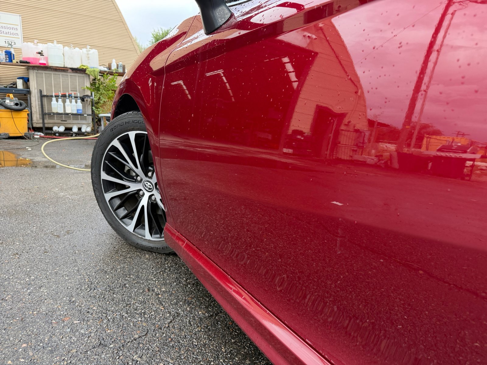 Used 2018 Toyota Camry SE w/ Moonroof Package FWD image 28
