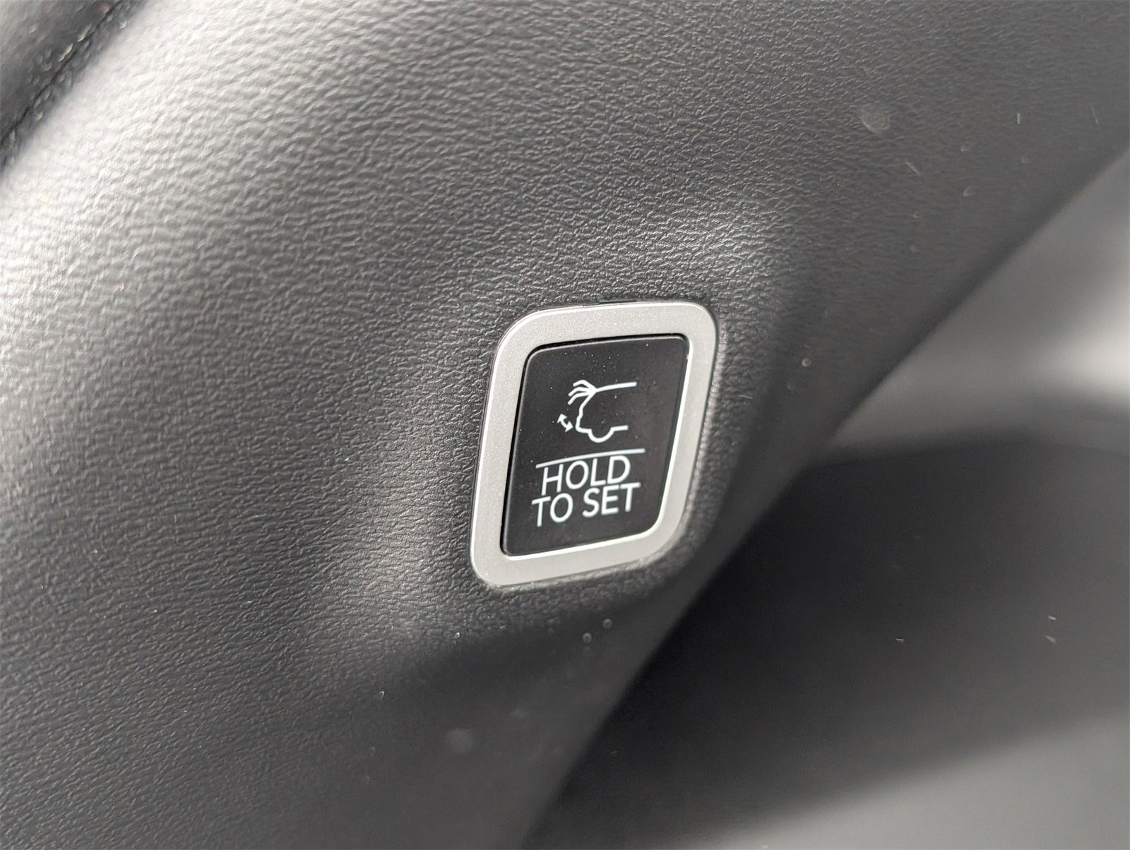 Used 2024 Jeep Wagoneer Launch Edition image 26