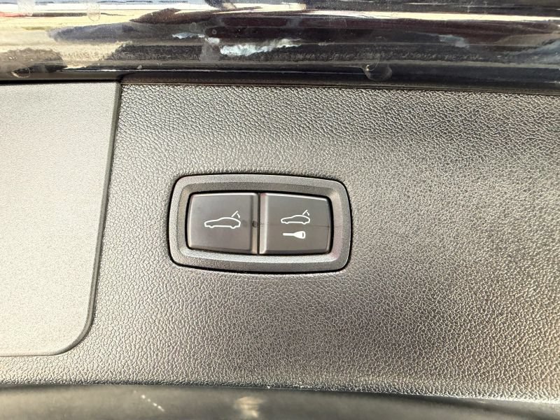 Used 2019 Porsche Cayenne Turbo AWD/4WD image 40