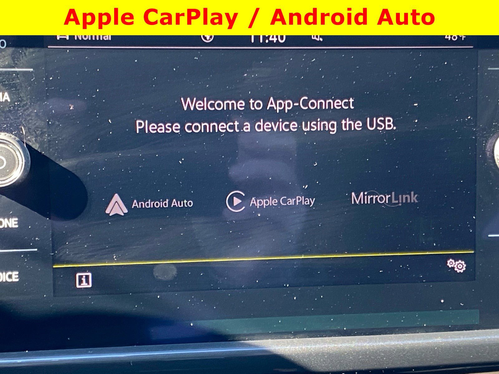 Used 2022 Volkswagen Taos SEL w/ Panoramic Sunroof Package image 13