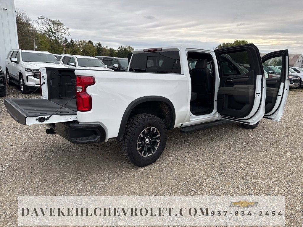 Certified 2023 Chevrolet Silverado 1500 ZR2 w/ Technology Package image 34