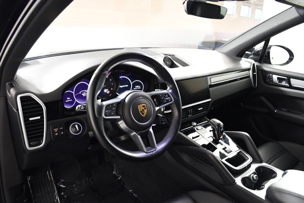 Used 2022 Porsche Cayenne Platinum Edition AWD/4WD image 12