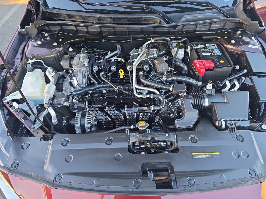 Used 2025 Nissan Altima 2.5 SV FWD image 19