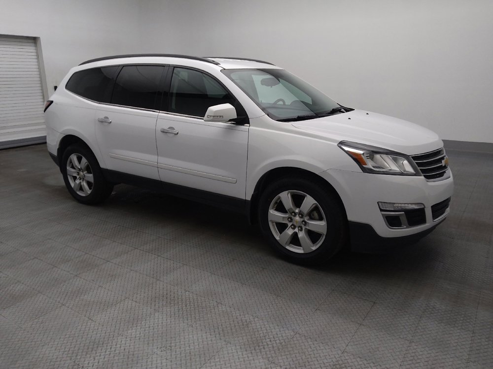 Used 2016 Chevrolet Traverse LT w/ Style and Technology Package FWD image 11