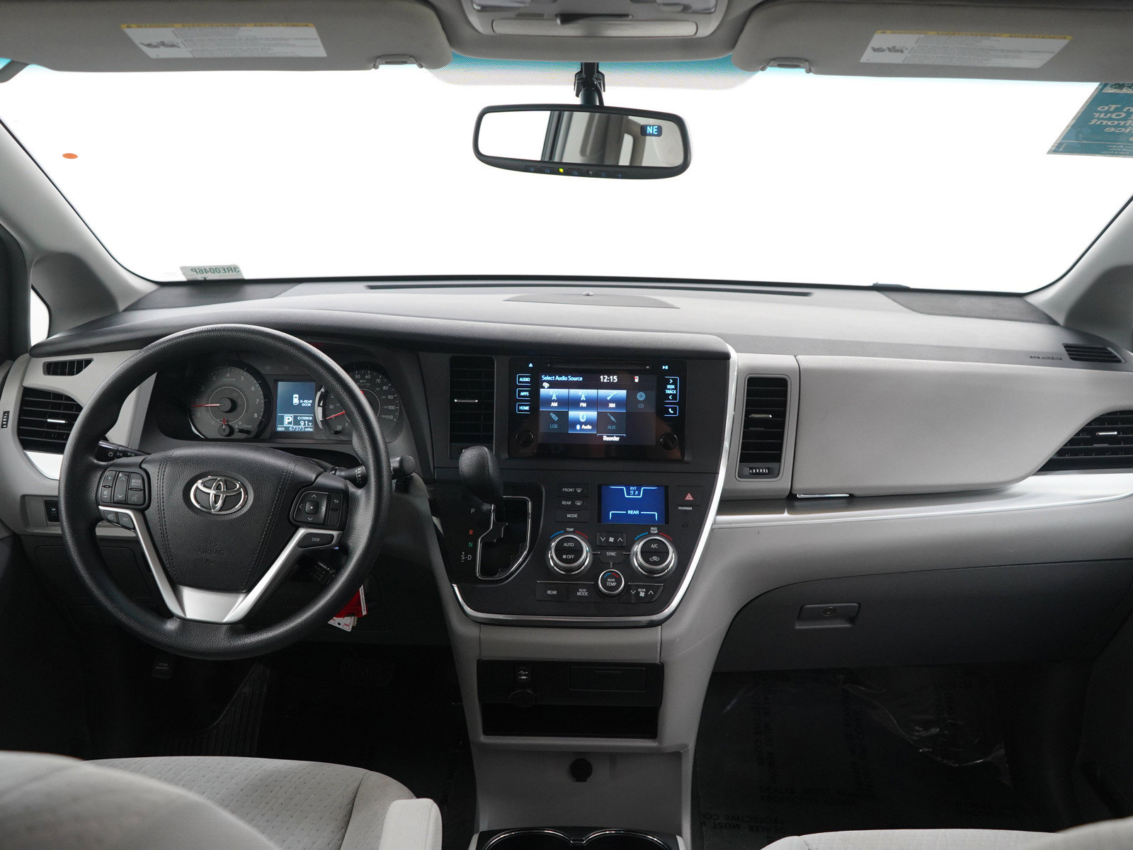 Used 2016 Toyota Sienna LE FWD image 14