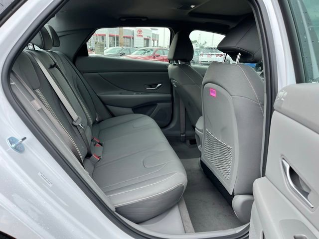 New 2026 Hyundai Elantra SEL Sport Premium FWD image 20