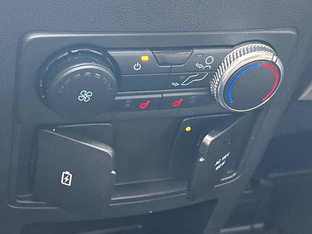 Used 2021 Ford Explorer Limited w/ Equipment Group 301A image 24