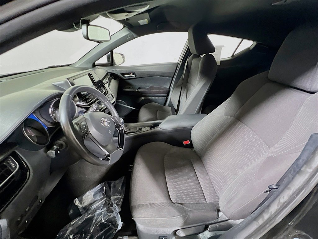 Certified 2018 Toyota C-HR XLE image 19