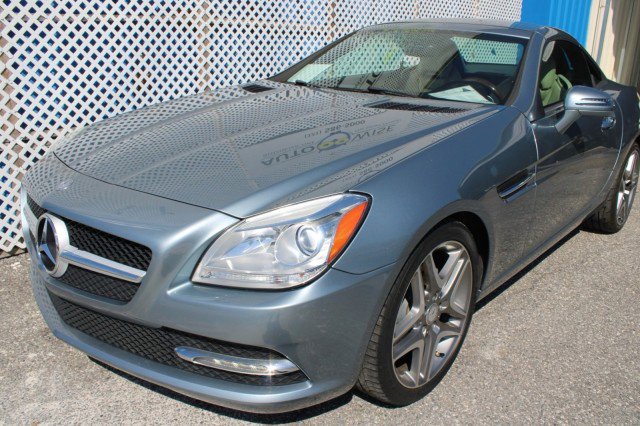 Used 2013 Mercedes-Benz SLK 250 image 5