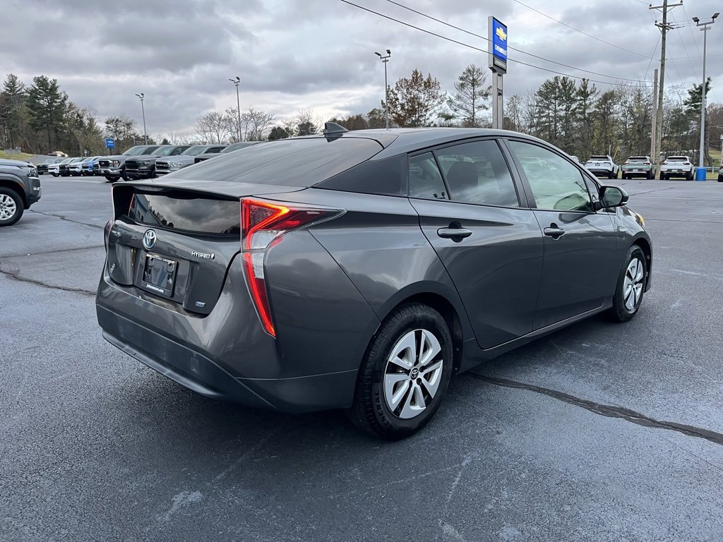 Used 2017 Toyota Prius Two image 20