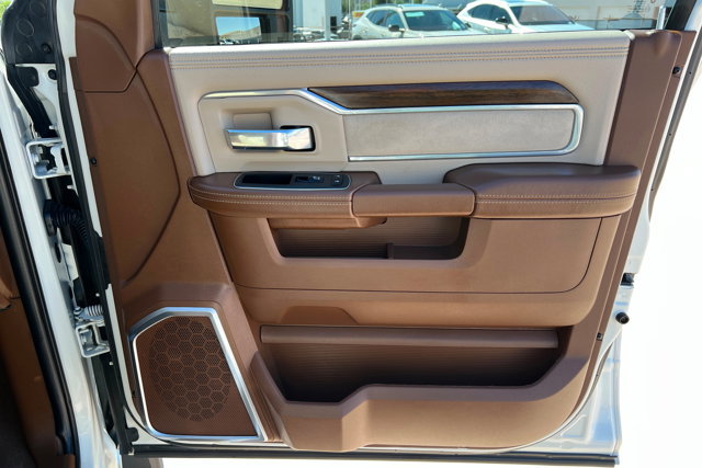 Used 2023 RAM 2500 Laramie AWD/4WD image 22