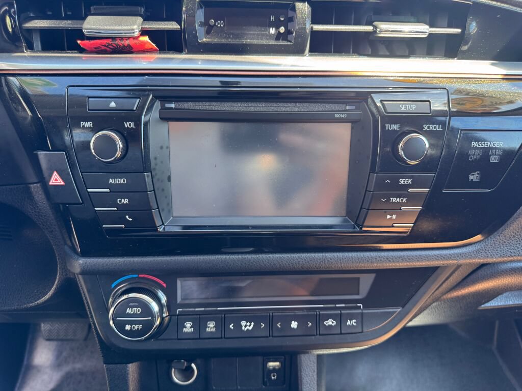 Used 2014 Toyota Corolla S FWD image 20