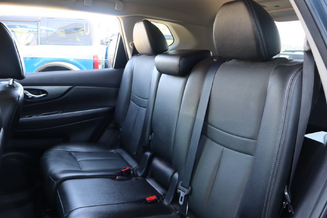 Used 2016 Nissan Rogue SL w/ SL Premium Package AWD/4WD image 29