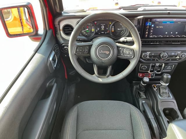 Used 2024 Jeep Wrangler Unlimited AWD/4WD image 12