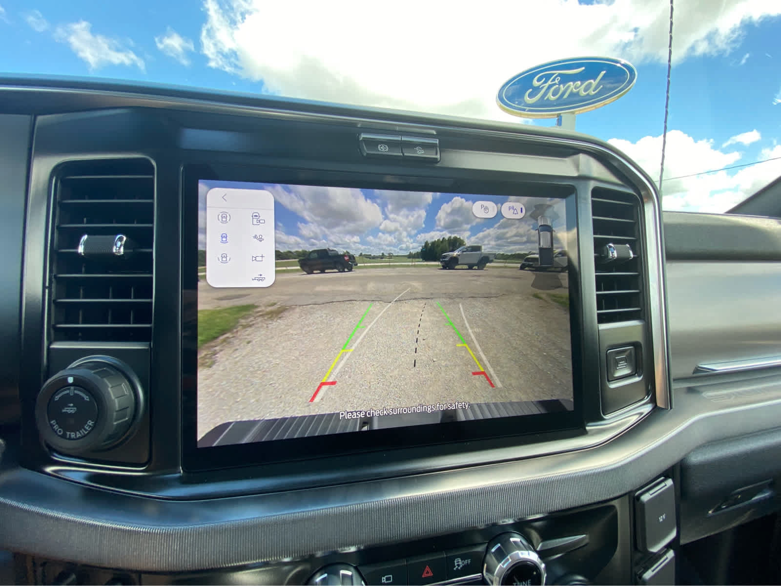 New 2026 Ford F450 Platinum w/ FX4 Off-Road Package AWD/4WD image 30