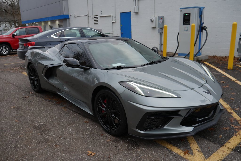 Used 2024 Chevrolet Corvette Stingray Premium Conv w/ Z51 Performance Package image 2