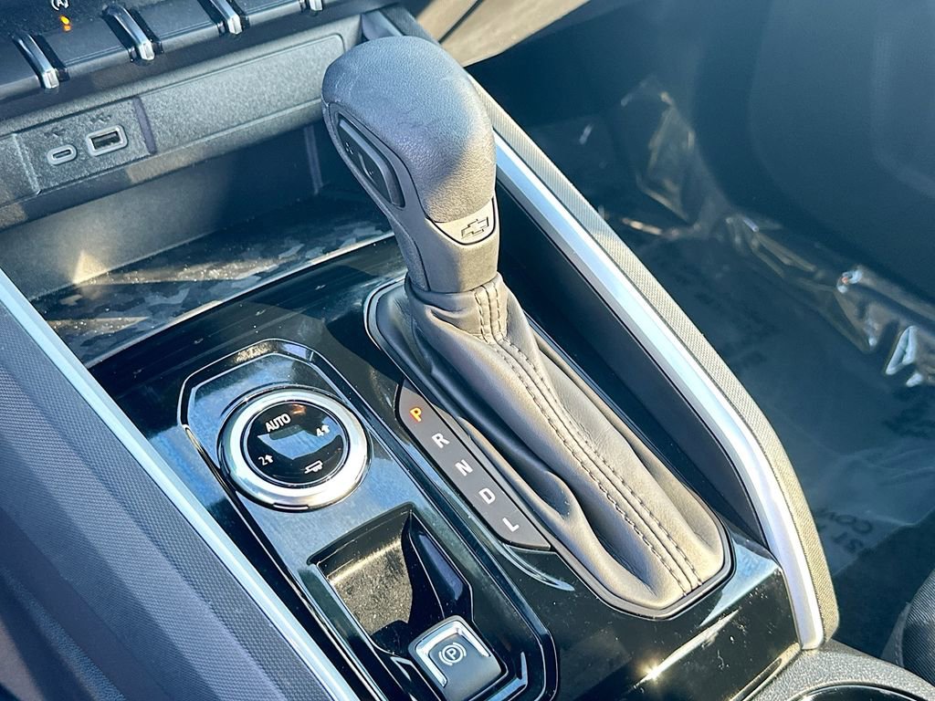 Certified 2025 Chevrolet Colorado W/T w/ WT Custom Package image 17