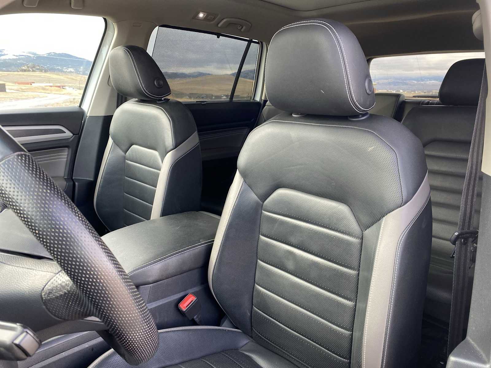 Used 2023 Volkswagen Atlas SEL Premium image 15