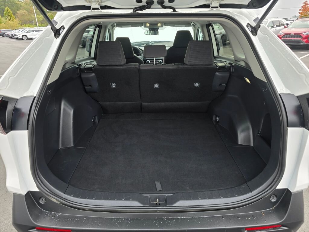 Certified 2024 Toyota RAV4 LE image 17