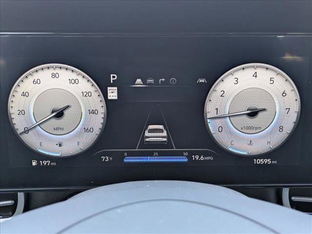 Used 2024 Hyundai Elantra SEL w/ Convenience Package image 10