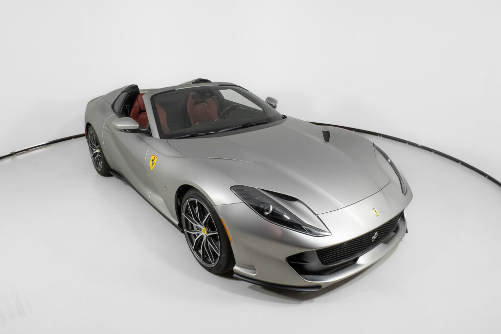 Used 2022 Ferrari 812 GTS image 12