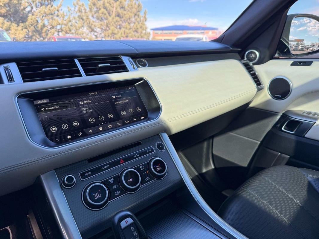 Used 2017 Land Rover Range Rover Sport HSE Dynamic image 34