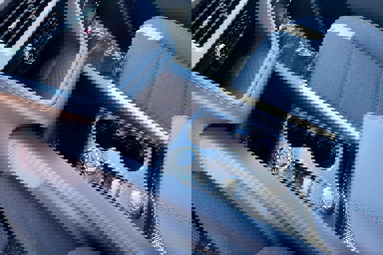 New 2026 Ford Explorer Active image 7