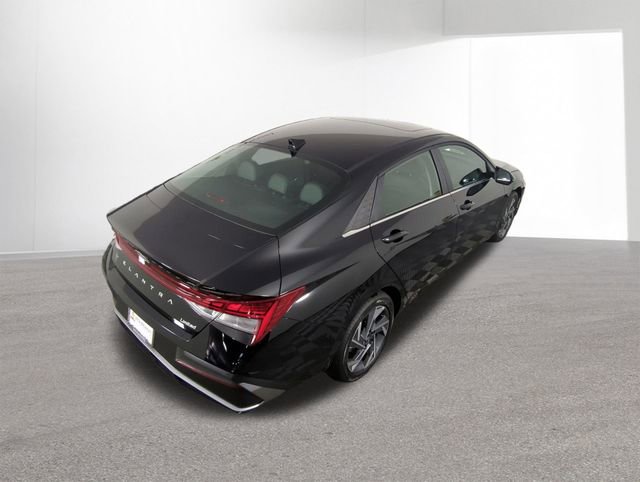 New 2026 Hyundai Elantra Limited image 37