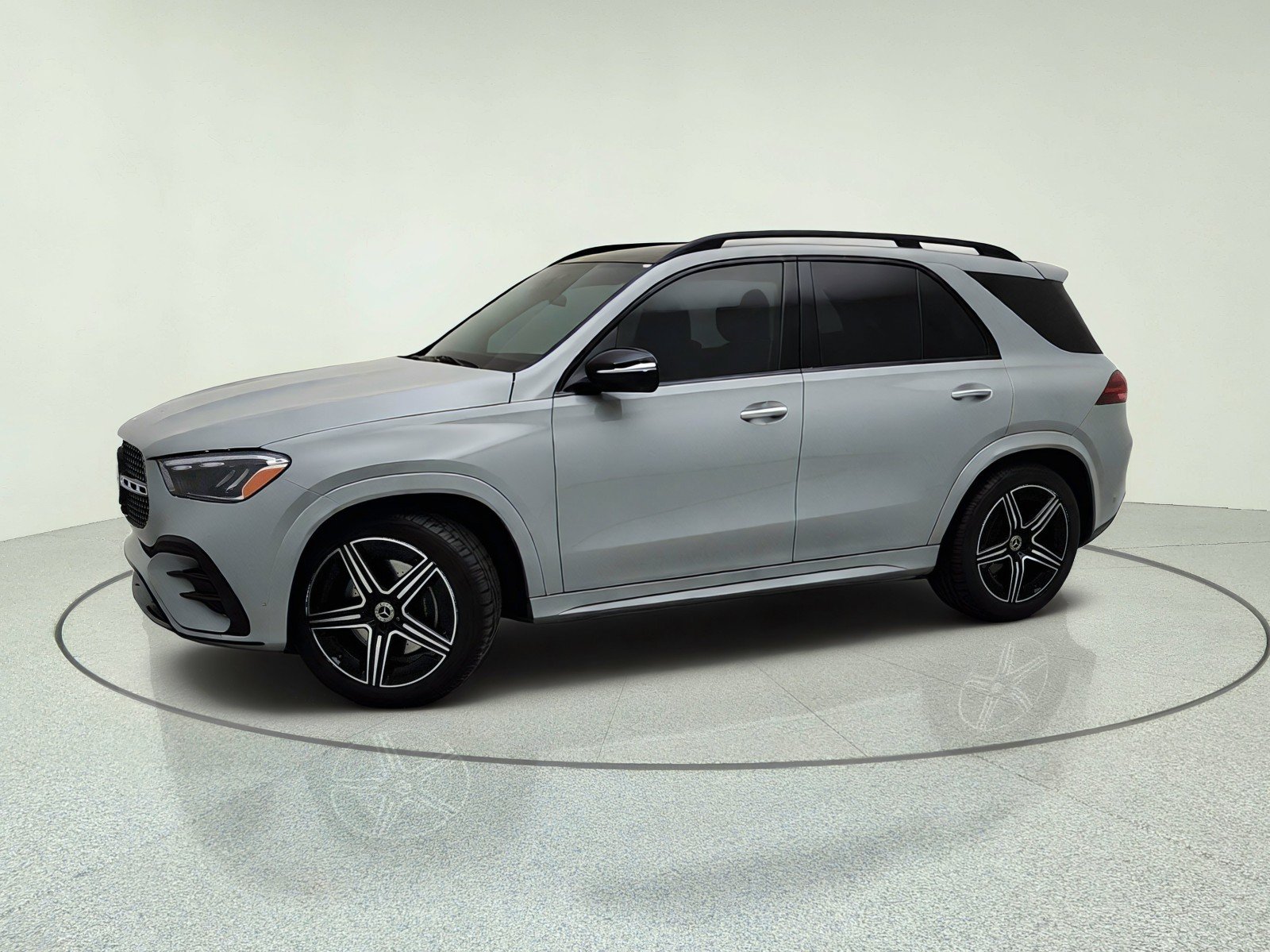 Certified 2025 Mercedes-Benz GLE 350 4MATIC w/ AMG Line Exterior image 15