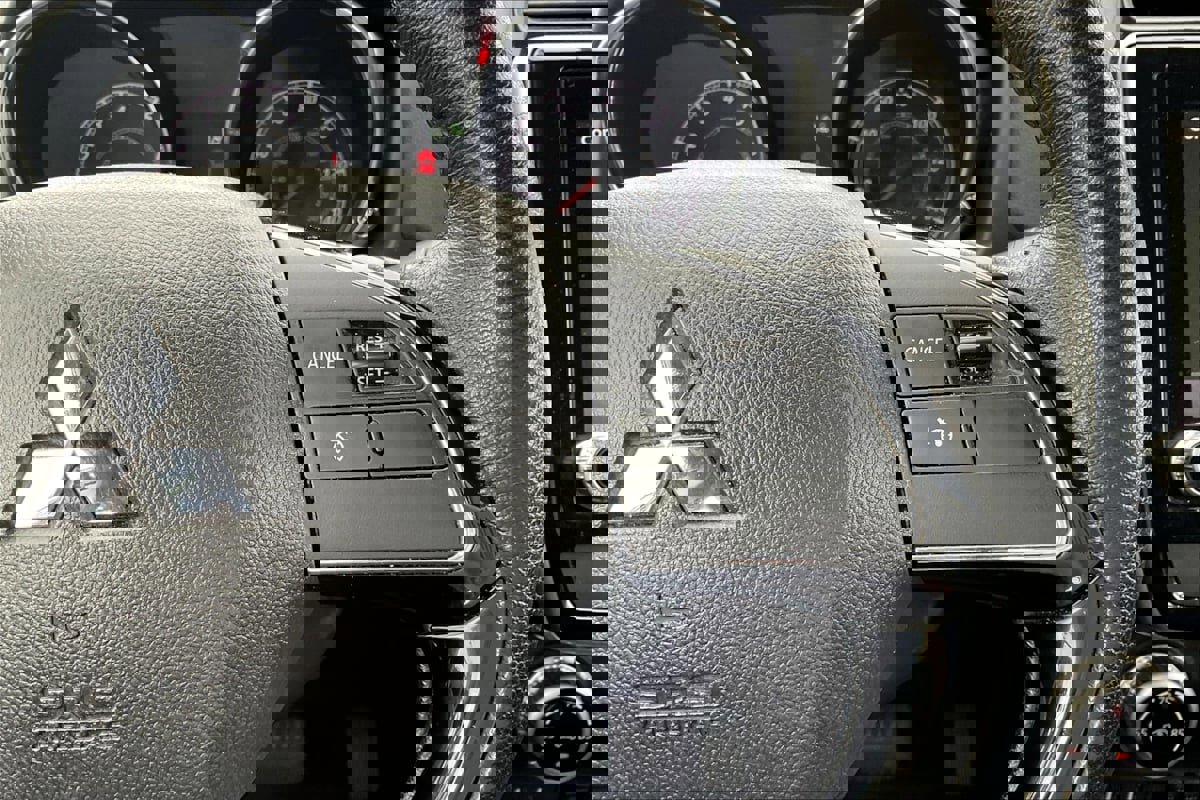 Used 2021 Mitsubishi Outlander Sport SE image 19