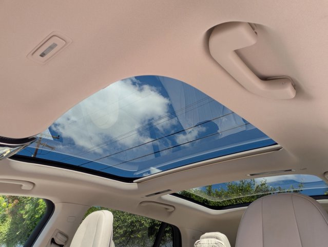 Certified 2023 Mercedes-Benz EQS 580 4MATIC SUV image 16