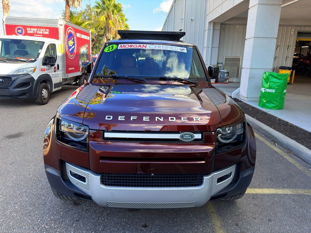 Used 2023 Land Rover Defender 130 SE image 8