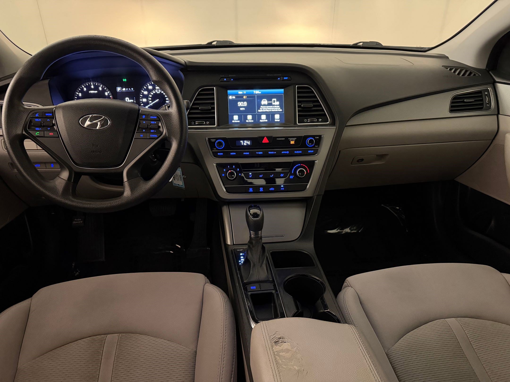 Used 2016 Hyundai Sonata SE FWD image 16