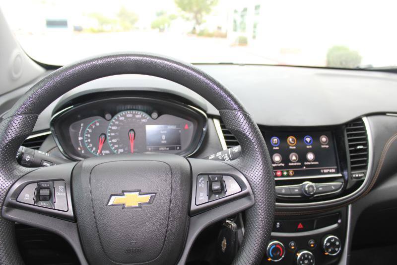 Used 2022 Chevrolet Trax LS w/ Tint and Cruise Package FWD image 21