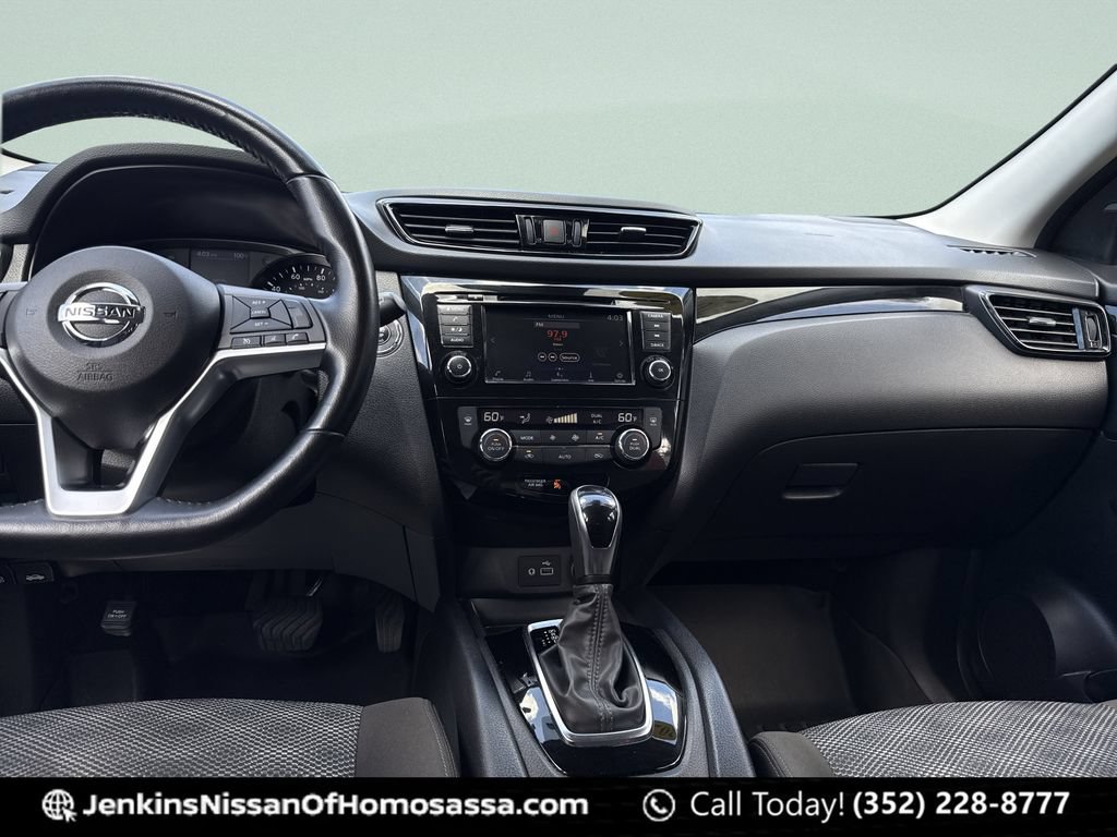 Certified 2022 Nissan Rogue Sport SV FWD image 26