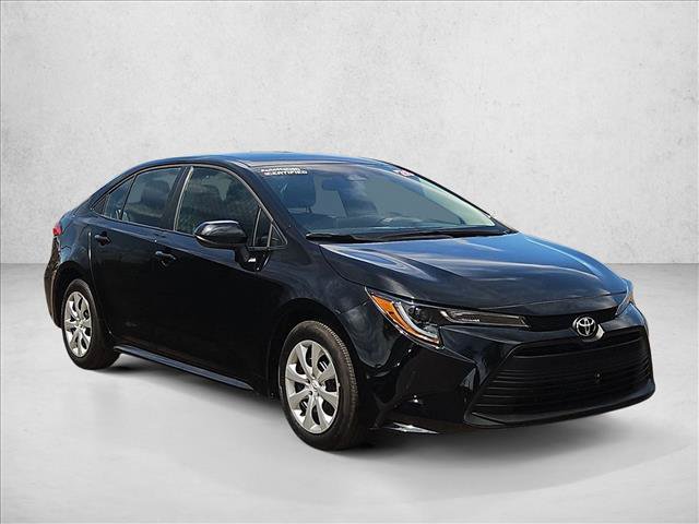 Used 2026 Toyota Corolla LE FWD image 3