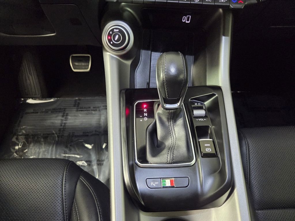 Used 2025 Alfa Romeo Tonale w/ Premium Package AWD/4WD image 16