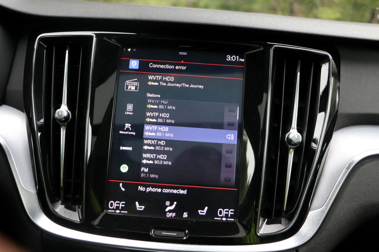 Used 2019 Volvo S60 T6 Momentum w/ Premium Package image 25