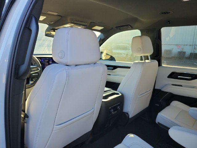 Certified 2025 Chevrolet Tahoe Premier AWD/4WD image 18