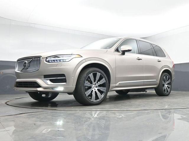 Used 2023 Volvo XC90 B6 Ultimate w/ Protection Package Premier image 16