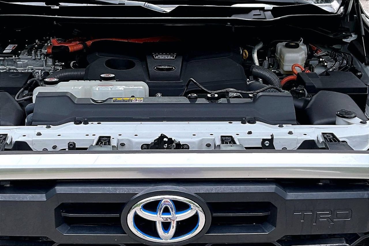 Used 2022 Toyota Tundra Limited w/ TRD Off-Road Package AWD/4WD image 29